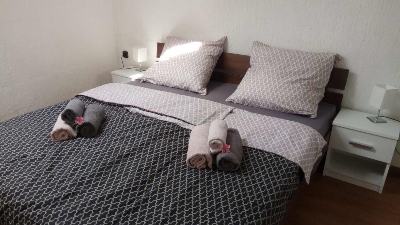 Apartman Slava Tisno Exteriér fotografie